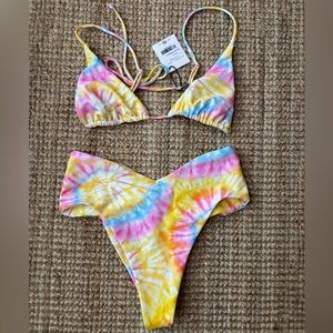 Brand New! Skatie swimwear set in Sherbert size M